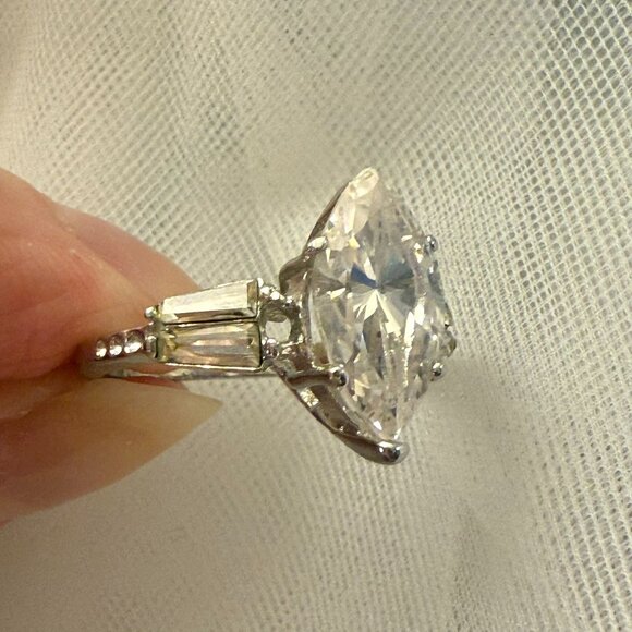 Diana Creations Ring Size 6 Marquise Baguette 10K HGE White Gold Electroplate - Picture 11 of 13